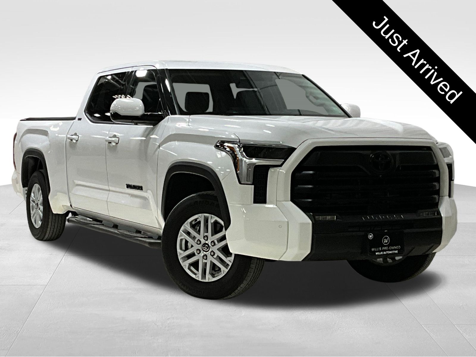 2022 Toyota Tundra SR5 CrewMax Cab LB 4WD