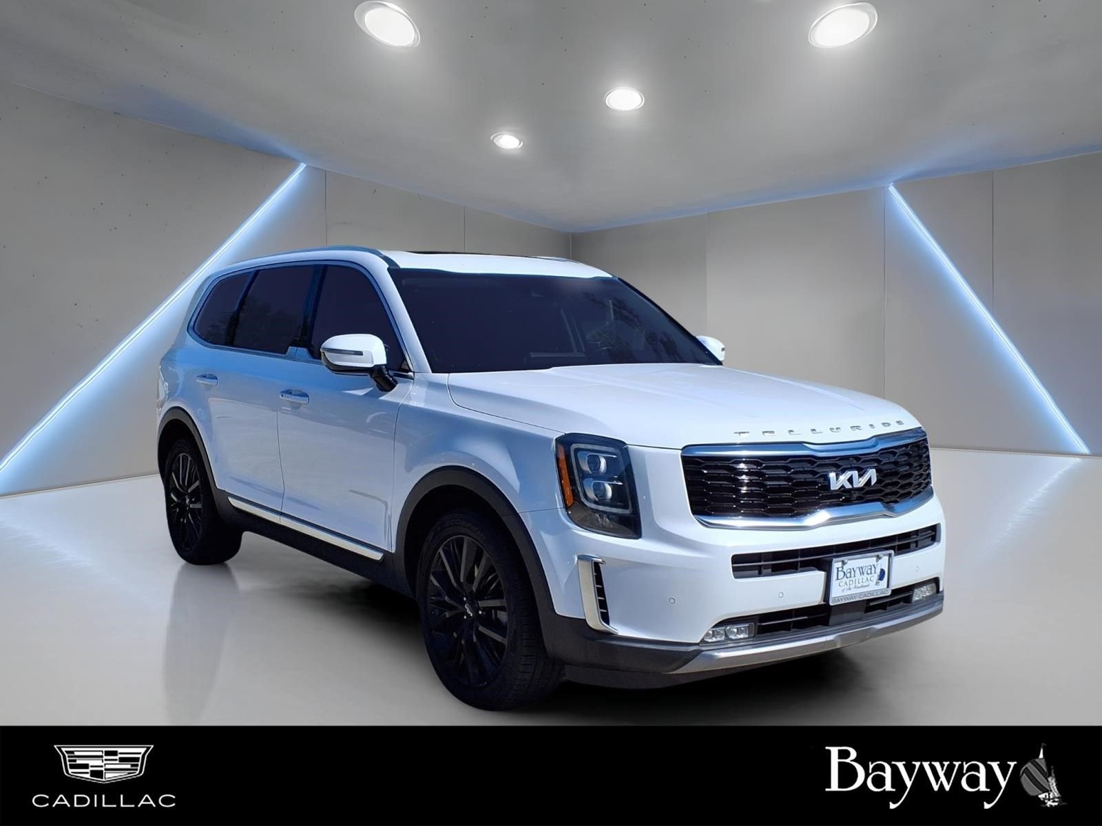 2022 Kia Telluride SX White at Mac Haik CDJR North Houston