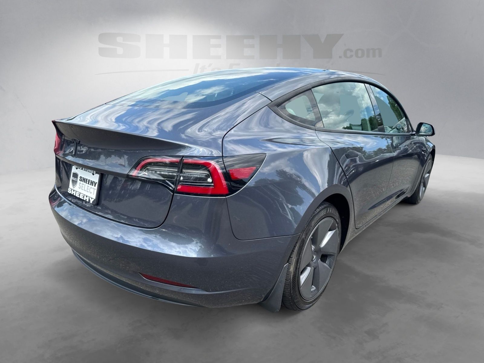 Used 2023 Midnight Silver Metallic Tesla Base image 13