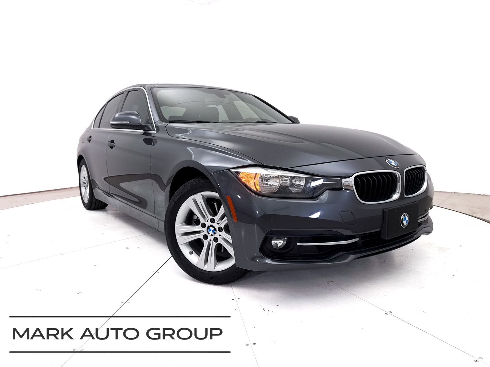 2017 BMW 3 Series 330i