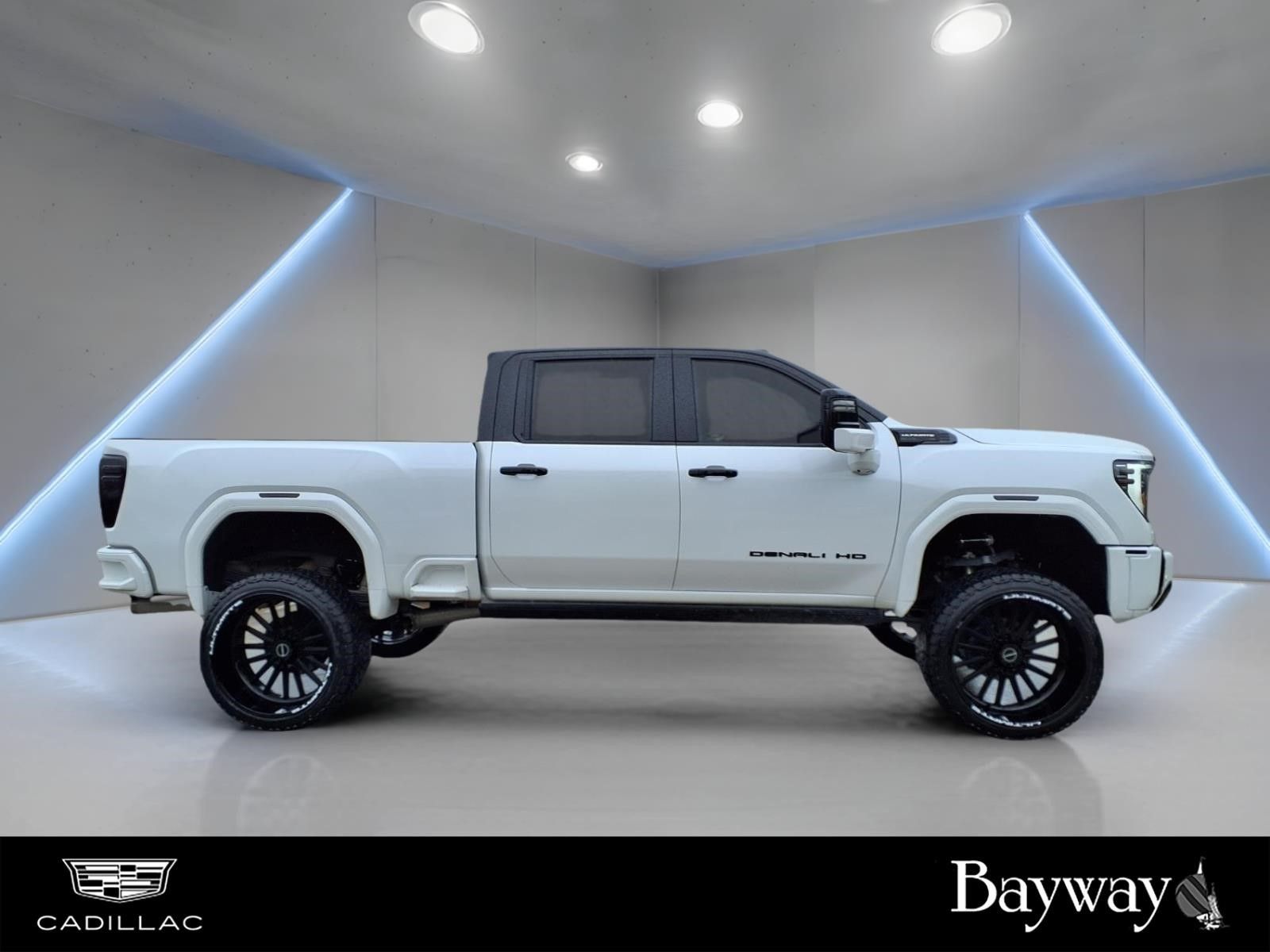 2024 GMC Sierra 2500HD Denali Ultimate White at EAG Ford Navasota
