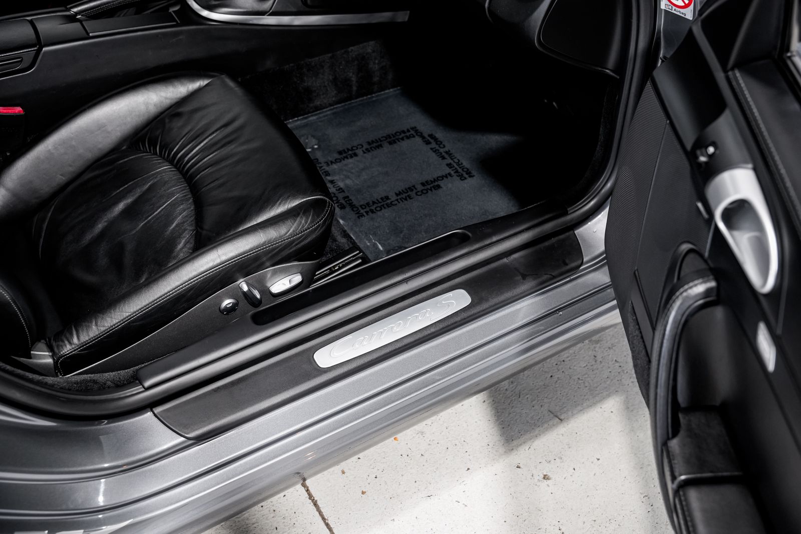 2005 Porsche 911 Carrera S — photo 24