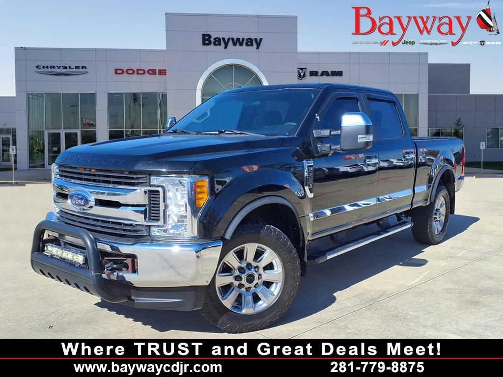 2017 Ford F-250 Super Duty XL Crew Cab 4WD