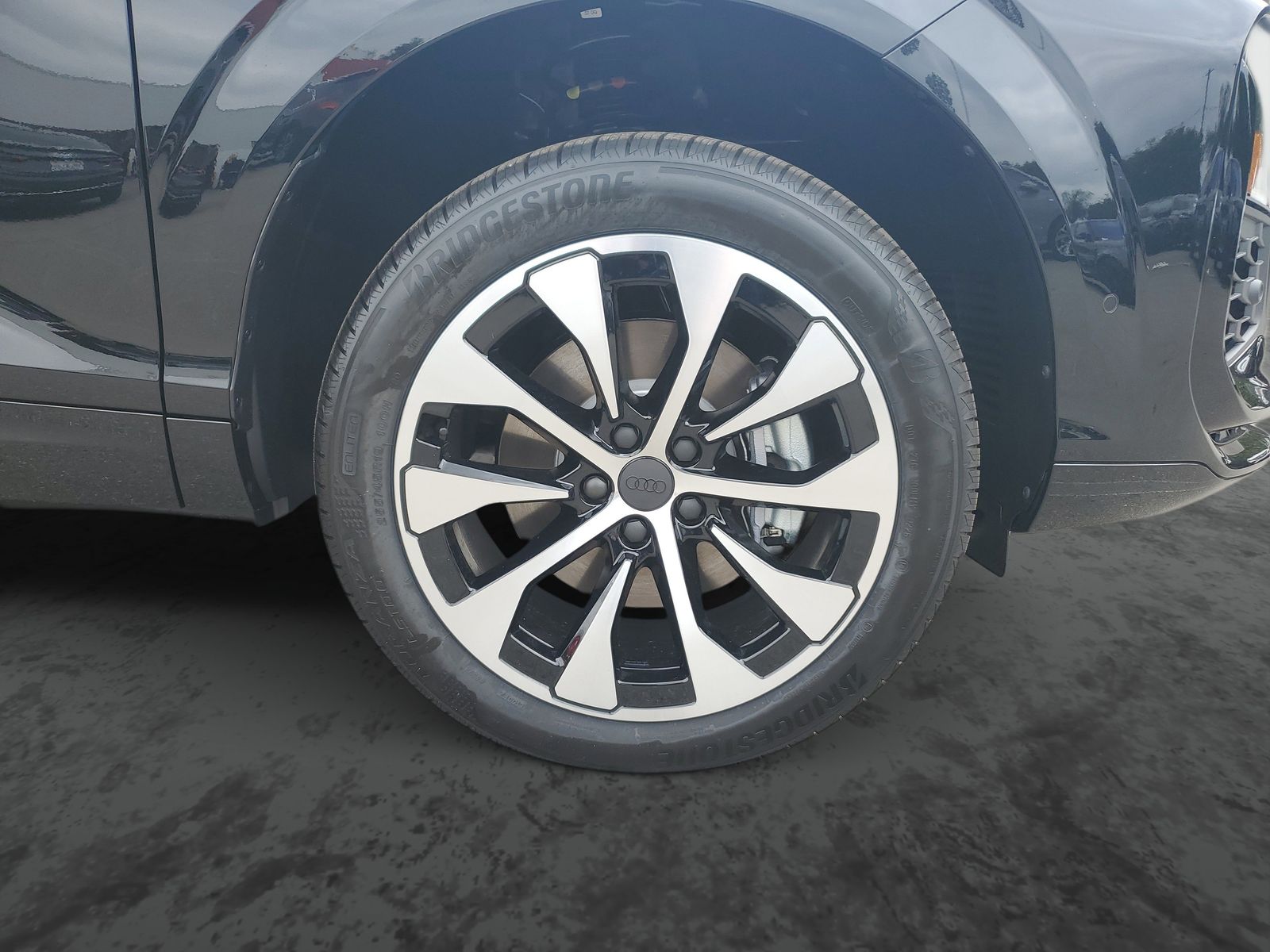 Vehicle photo