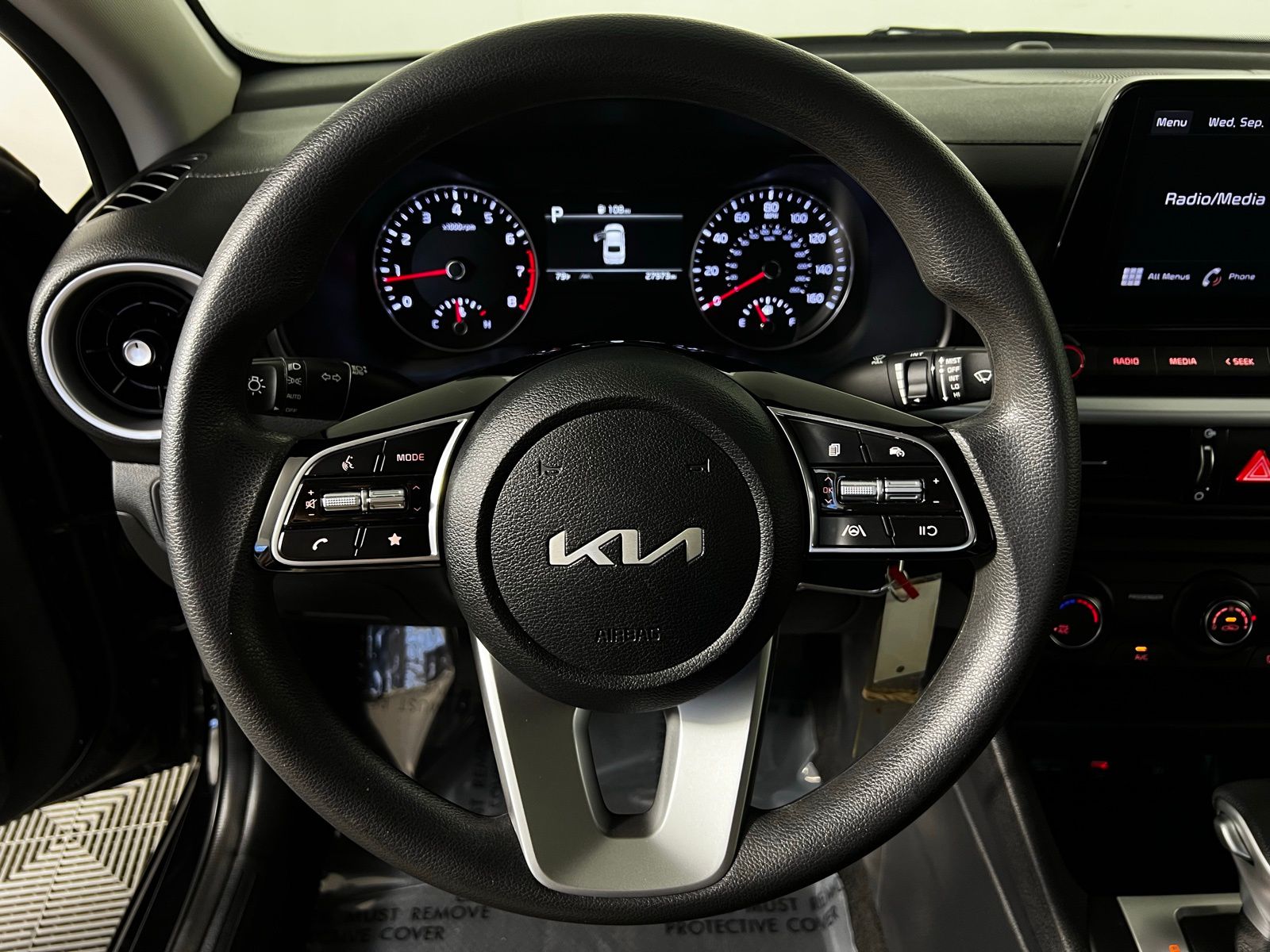 Thumbnail: 2024 Kia Forte - 14