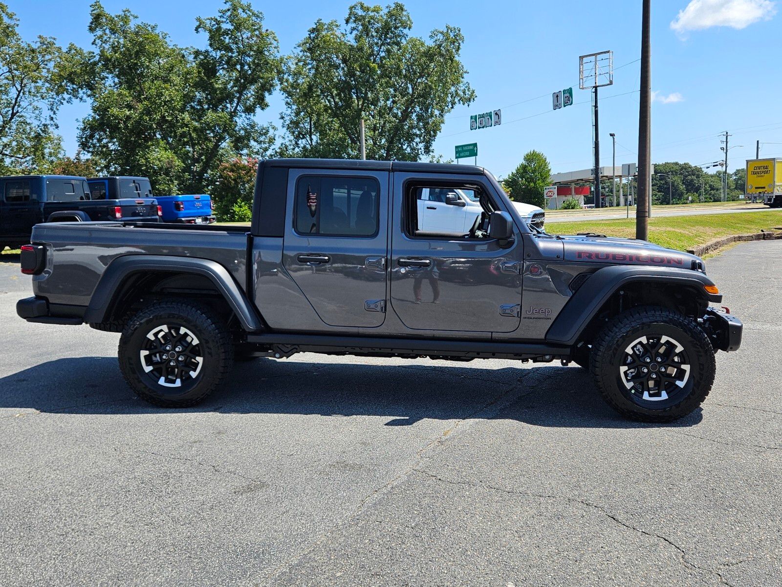 2025 Jeep Gladiator Rubicon photo 10