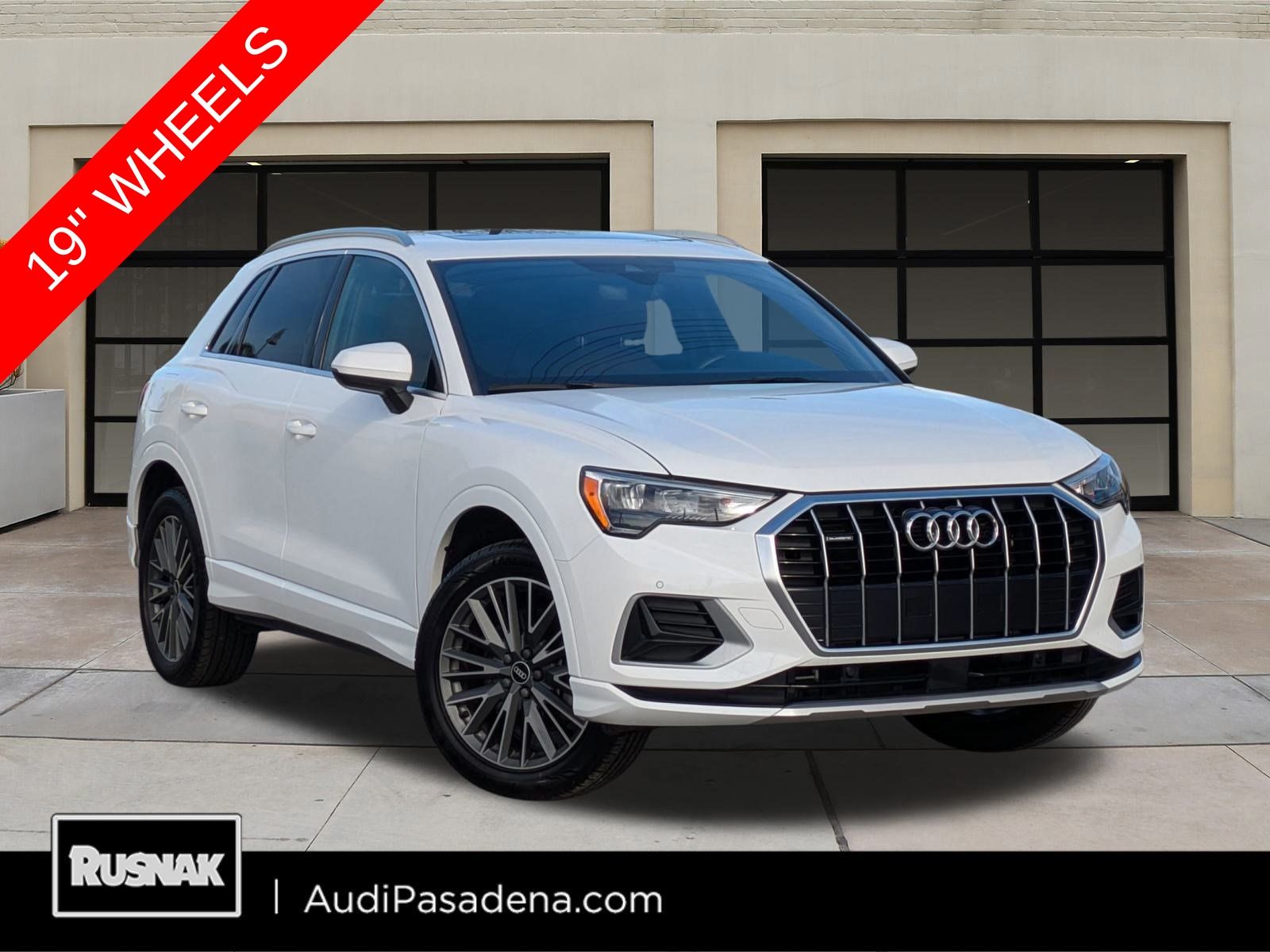 2022 Audi Q3 quattro Premium 40 TFSI