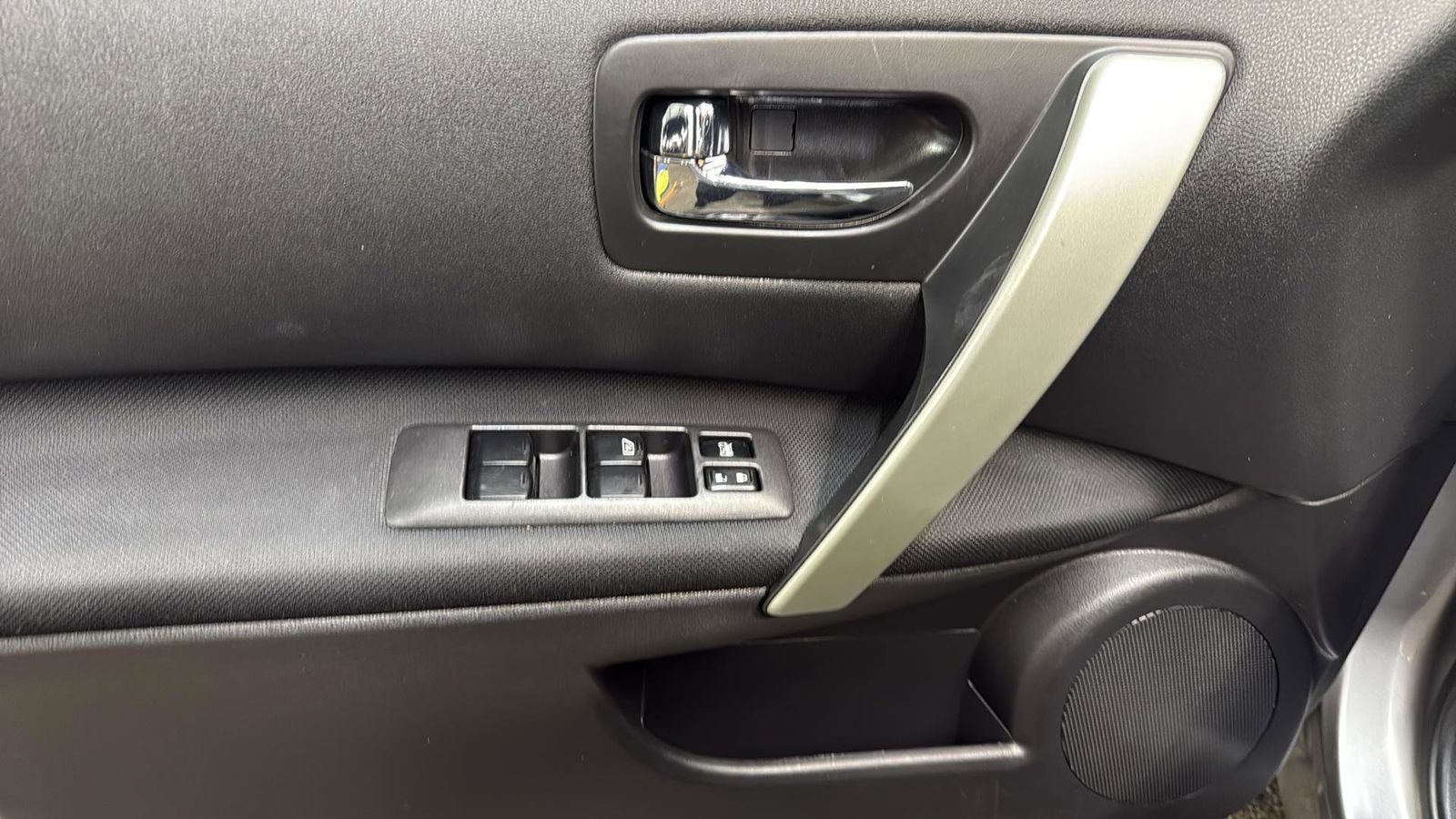 Used Car 2011 Nissan Rogue  Sv For Sale Under $10,000 In Austin, Texas