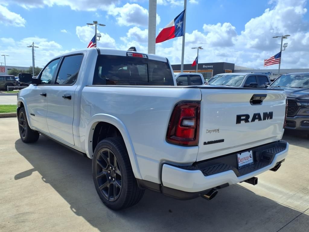 2026 Ram 1500 Laramie - 3