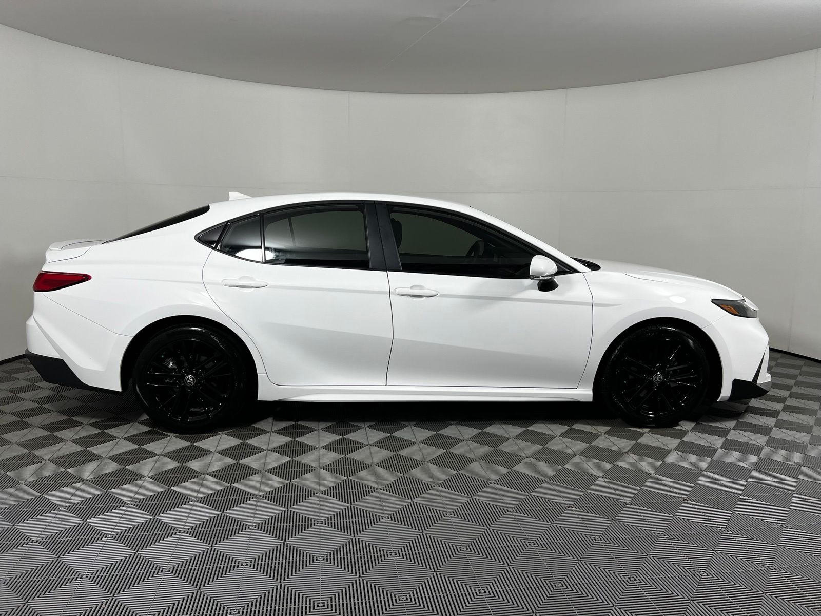 Thumbnail: 2026 Toyota Camry - 4