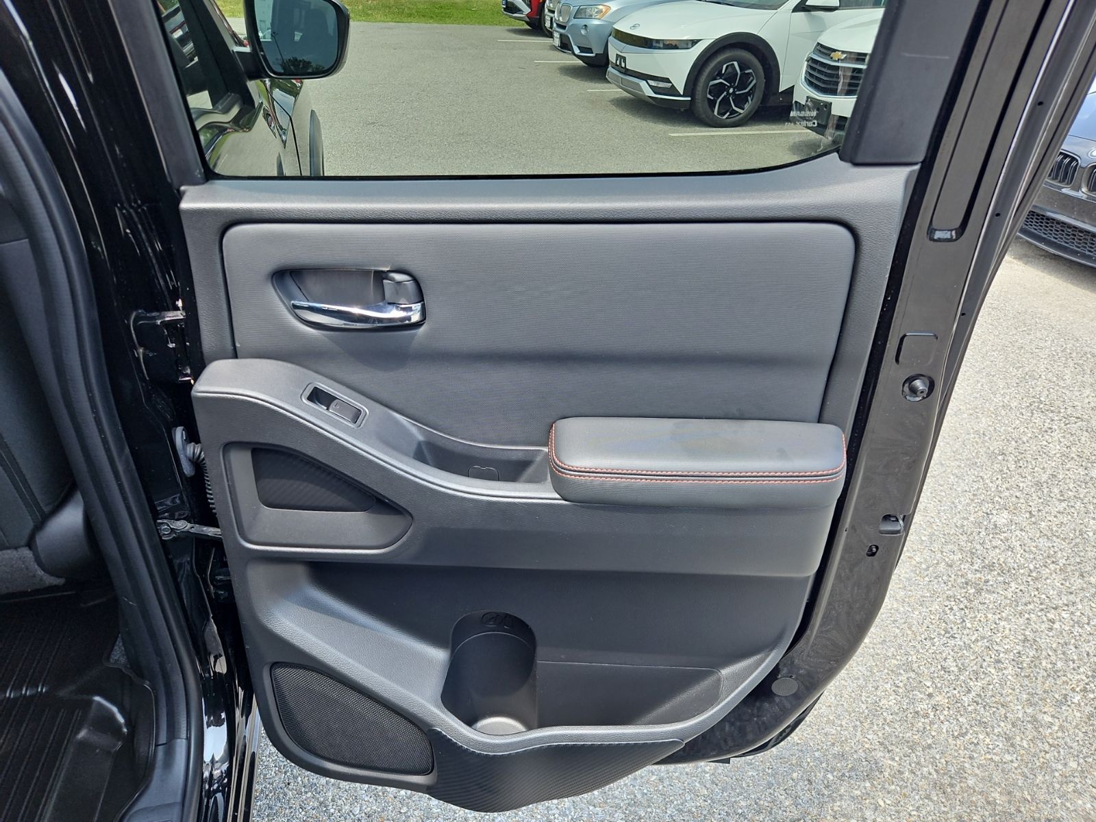 Used 2023 Black Nissan PRO-4X image 36