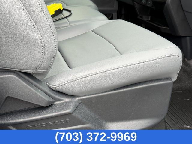 New 2026 Oxford White Ford XL image 11