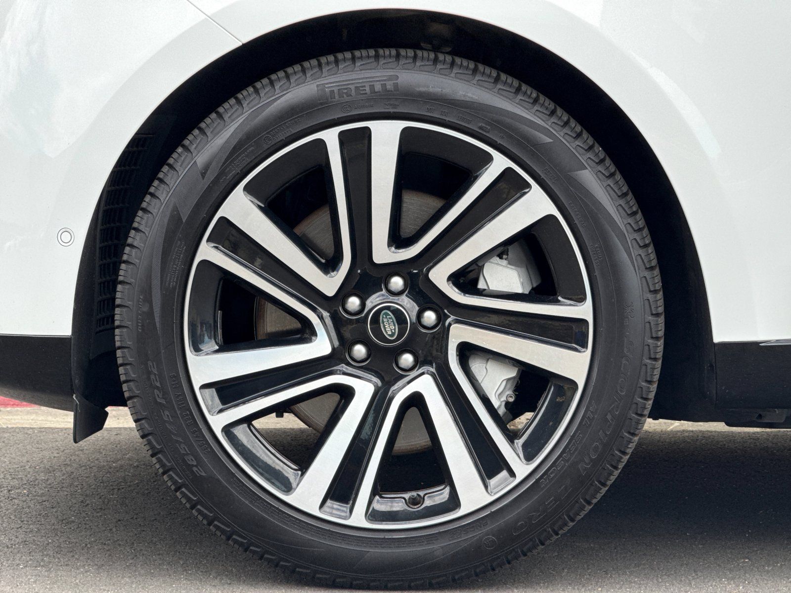 2023 Land Rover Range Rover SE - Photo 25