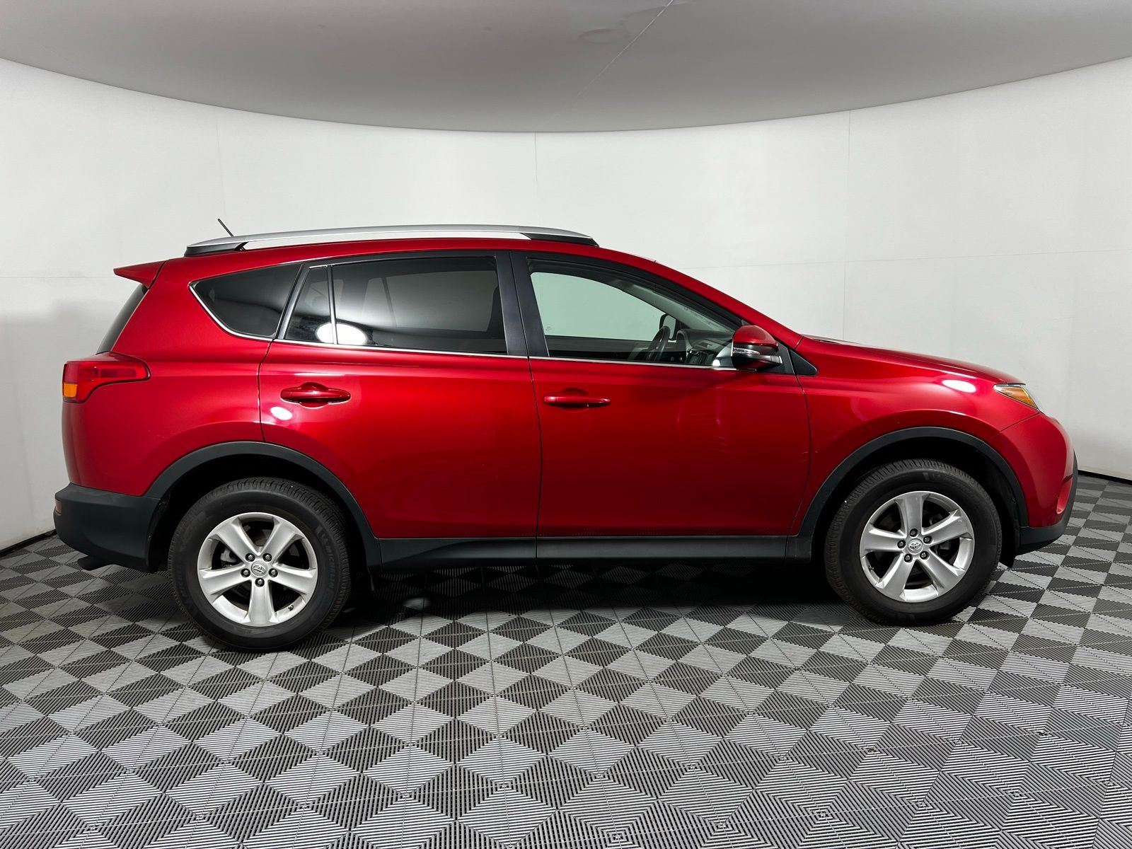 2013 Toyota RAV4 XLE 4