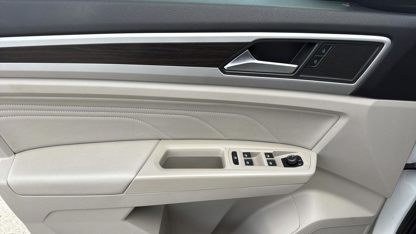 Used Car 2023 Volkswagen Atlas  2.0t Se For Sale Under $25,000 In Austin, Texas