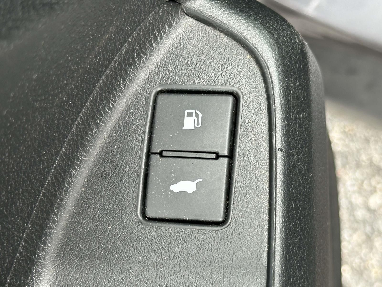 Used 2017  Honda EX-L image 24