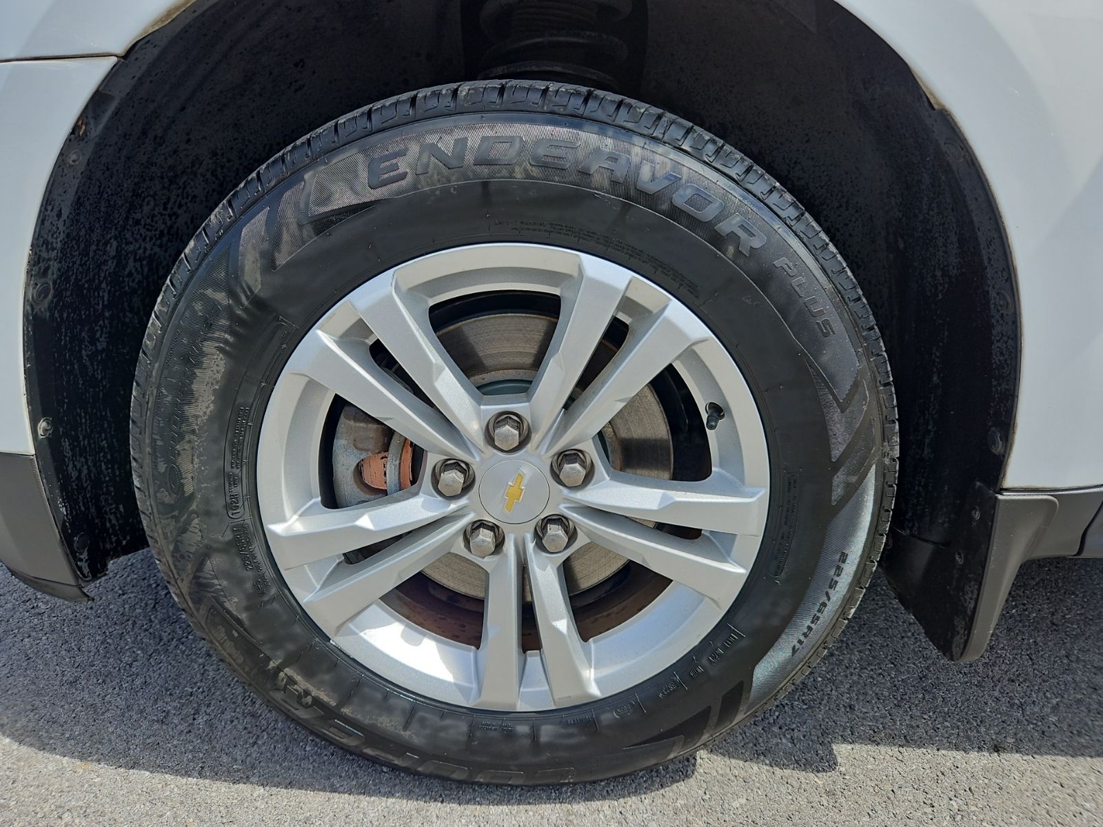 2017 Chevrolet Equinox LS - Photo 13