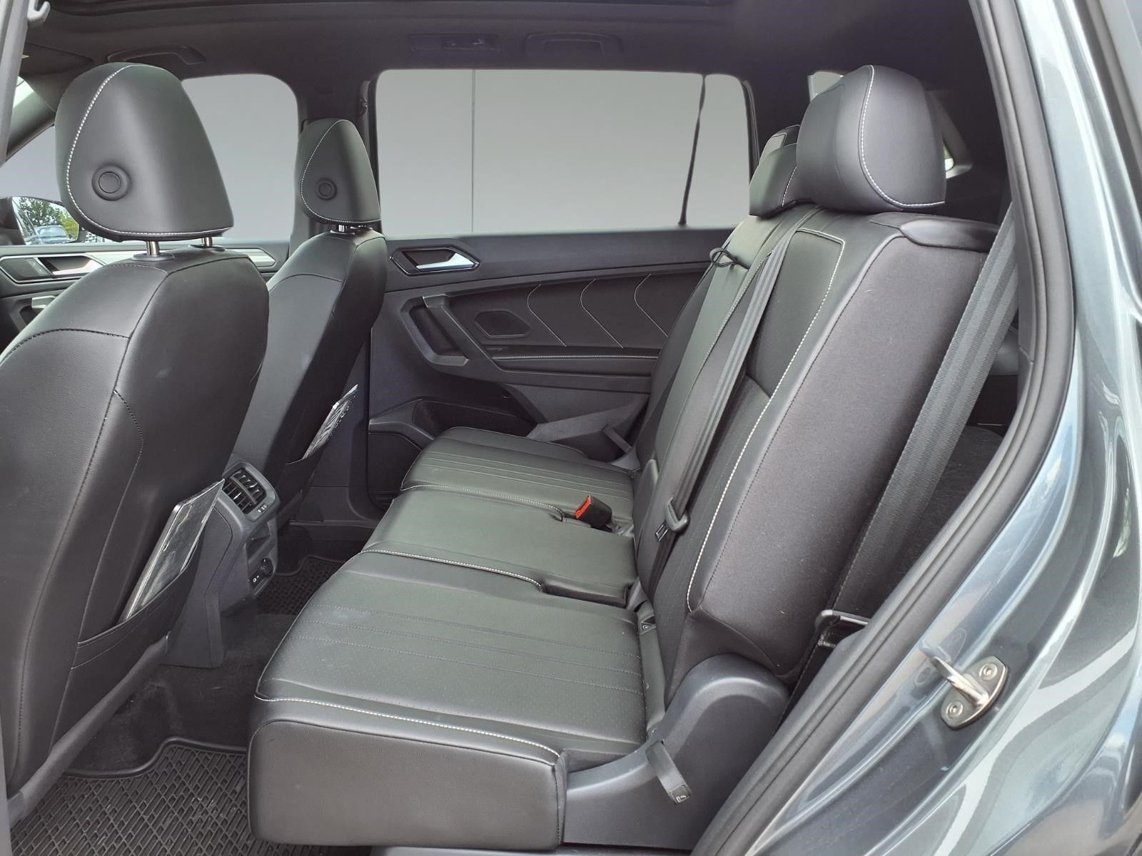 2024 Volkswagen Tiguan 2.0T SE R-Line Black Gray at DeMontrond Gulf Freeway