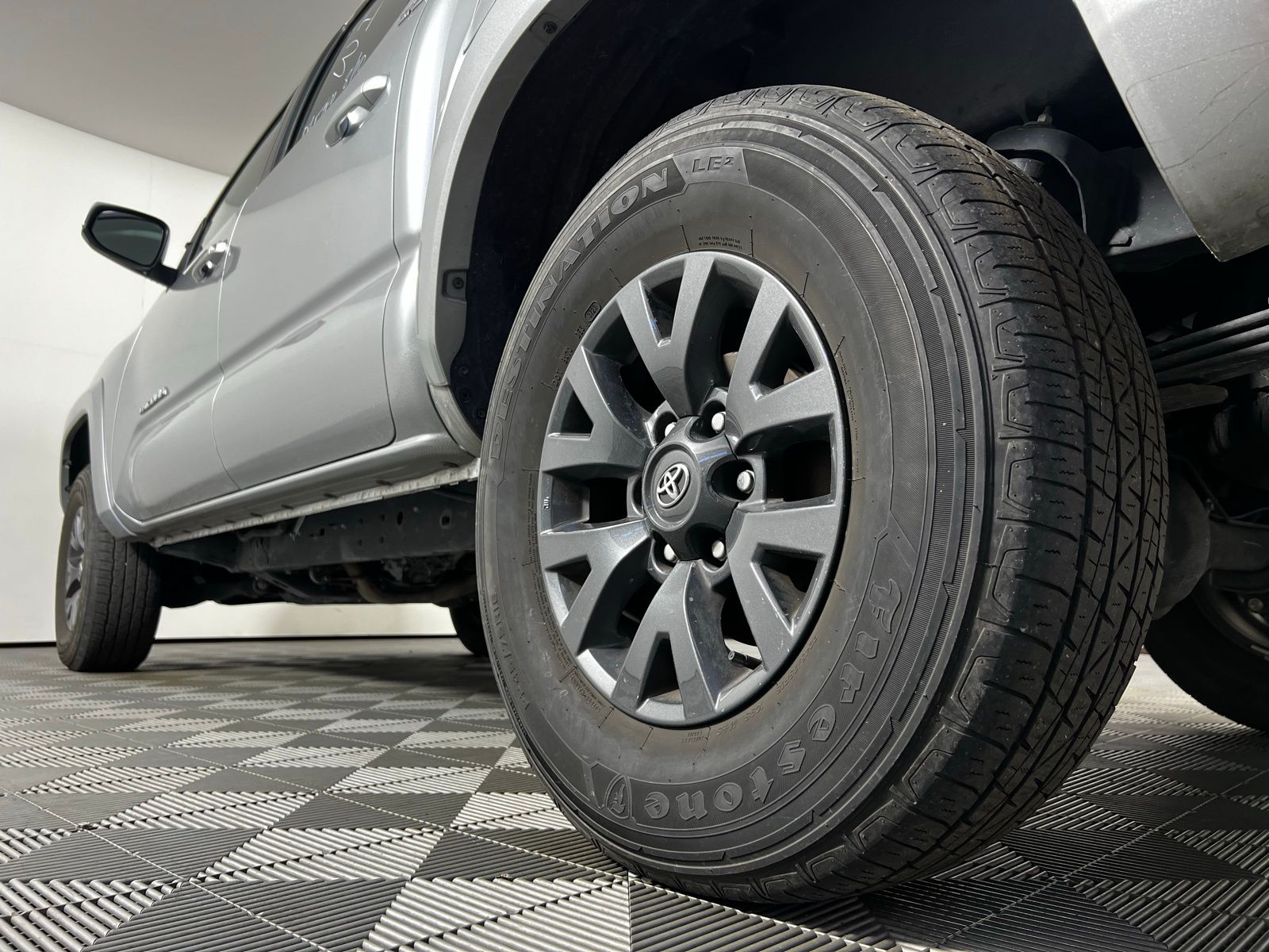 Thumbnail: 2023 Toyota Tacoma - 9