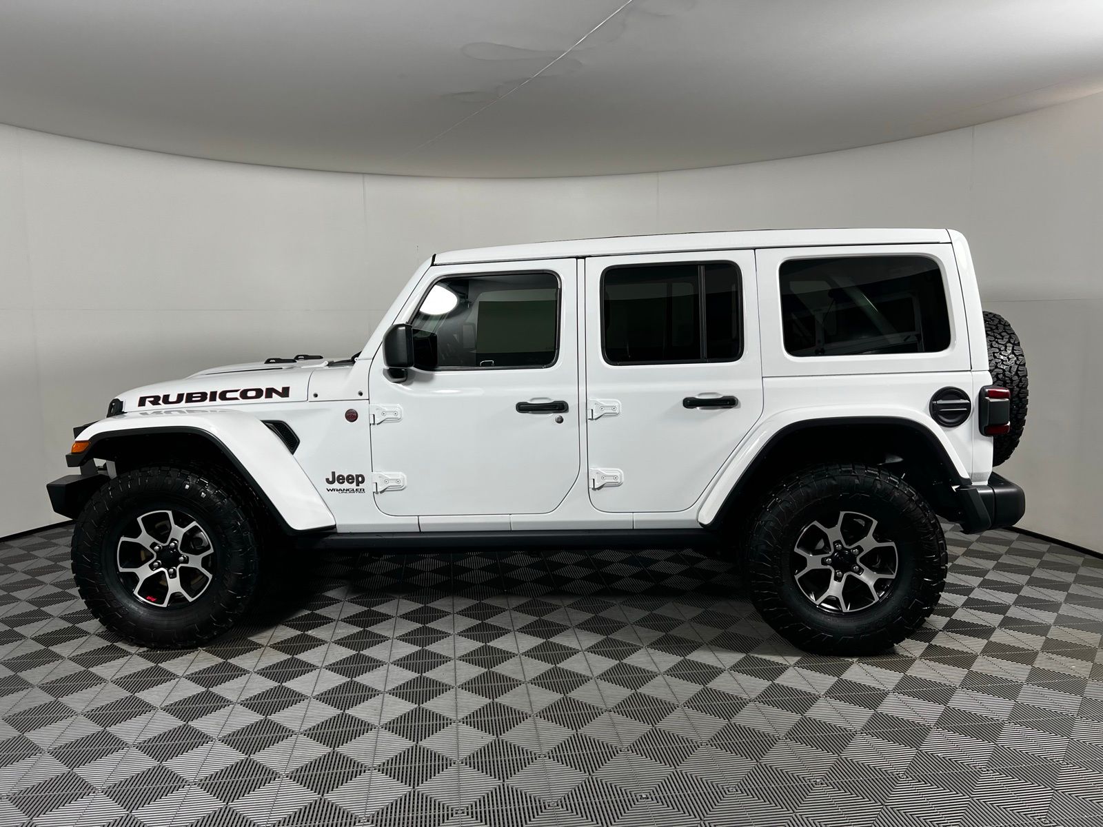 Thumbnail: 2021 Jeep Wrangler - 8