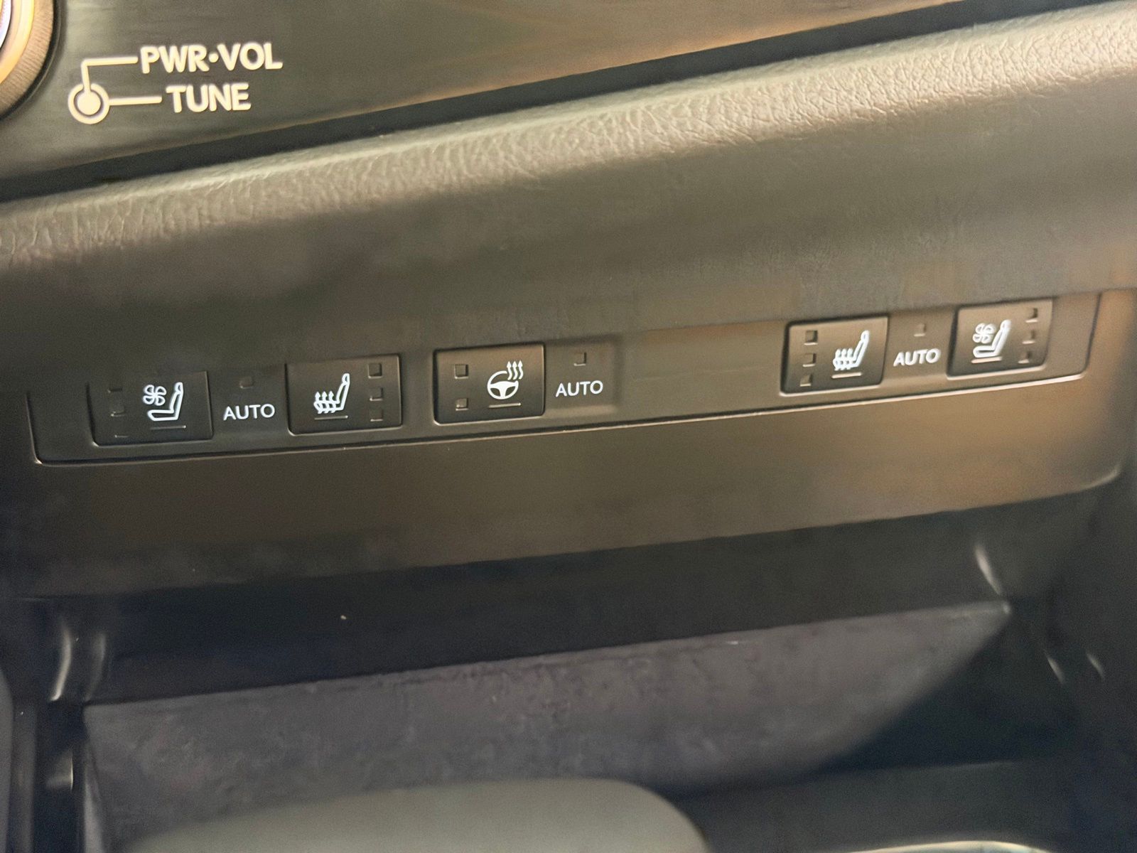 Used 2025 Silver Lexus 350 image 39