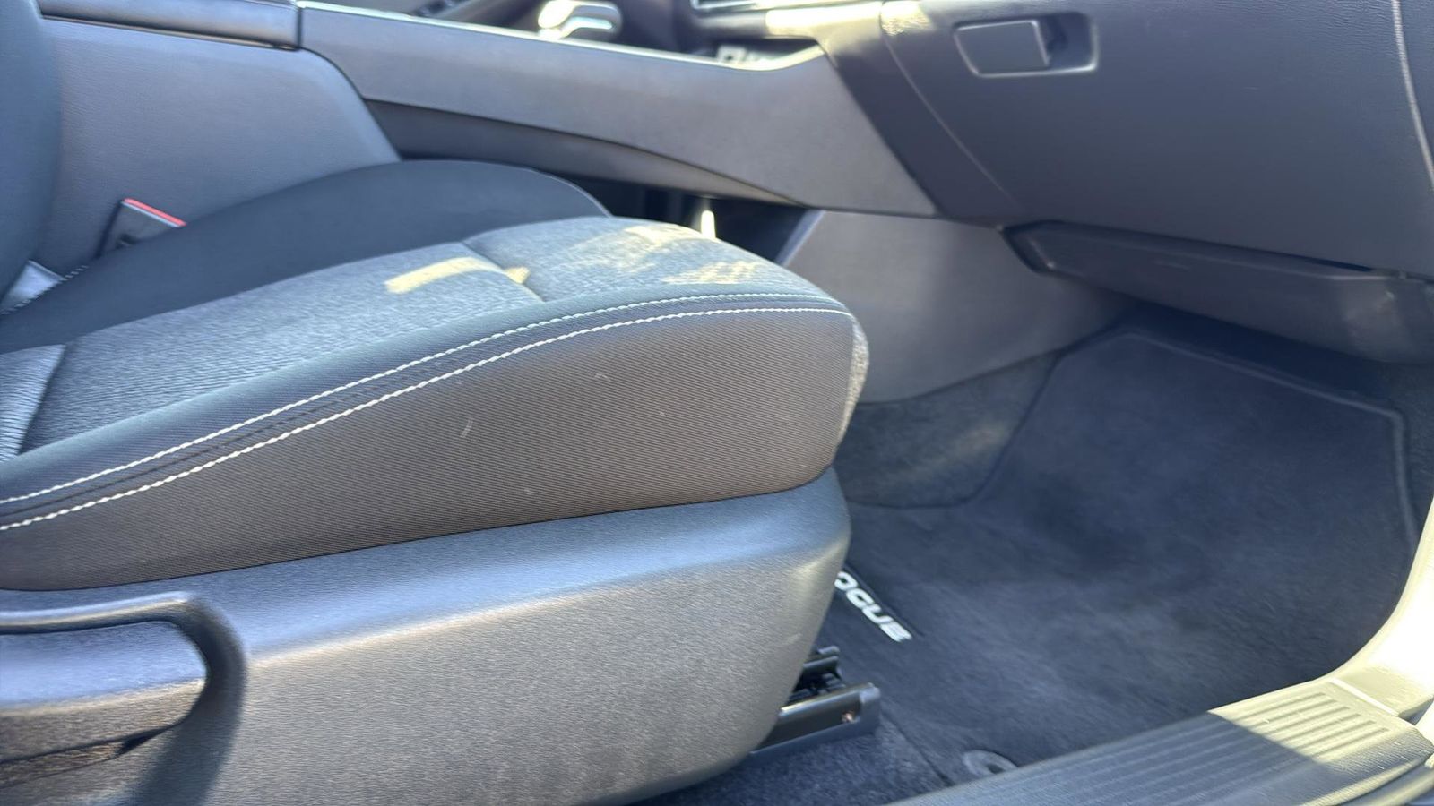 Used Car 2025 Nissan Rogue  Sv For Sale Under $25,000 In Austin, Texas