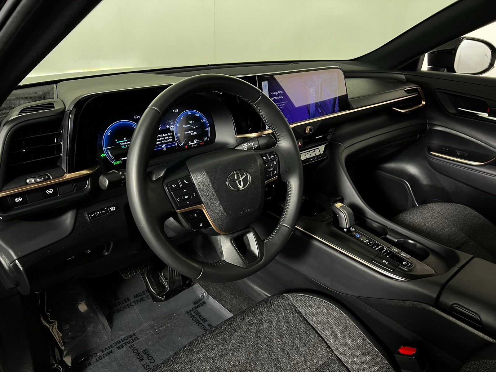 Thumbnail: 2023 Toyota Crown - 12