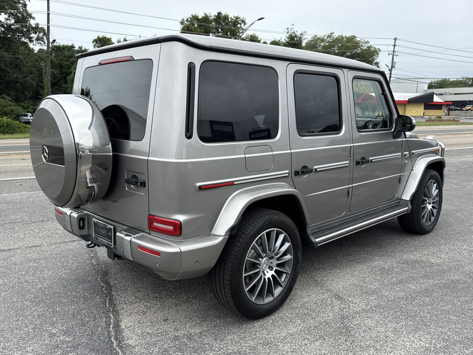 View vehicle photo 5
