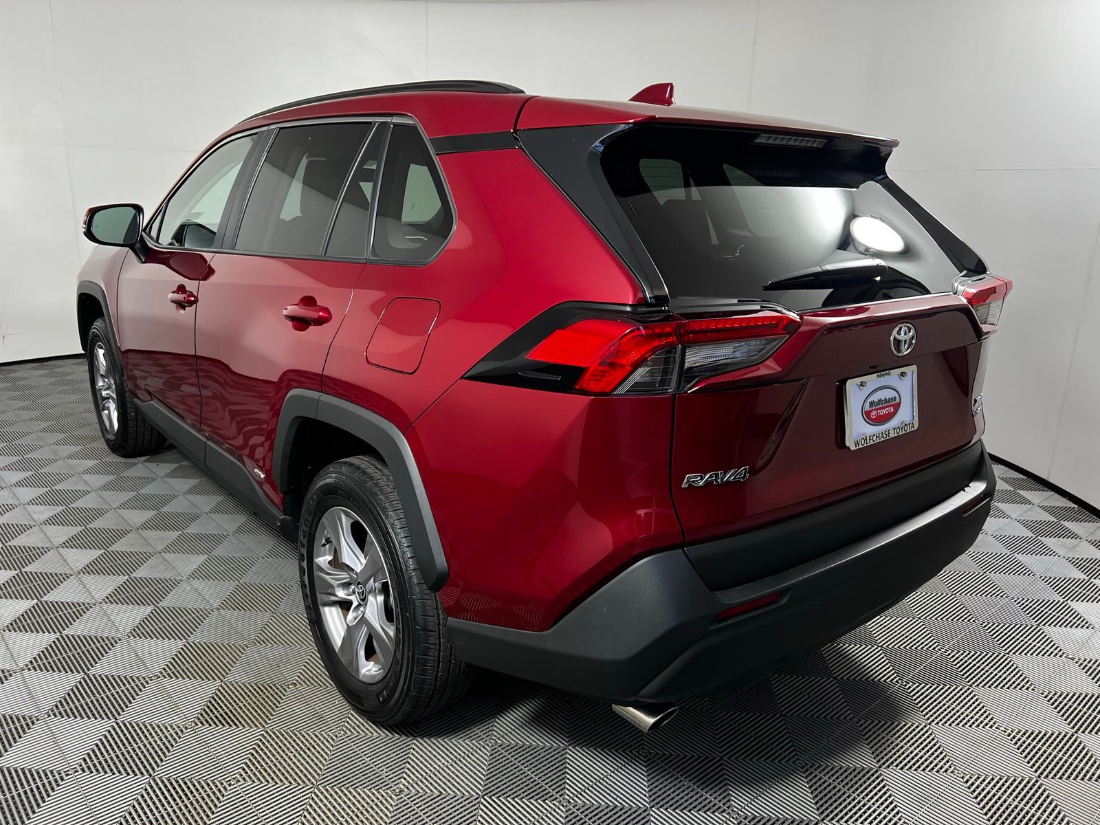 Thumbnail: 2025 Toyota RAV4 - 7