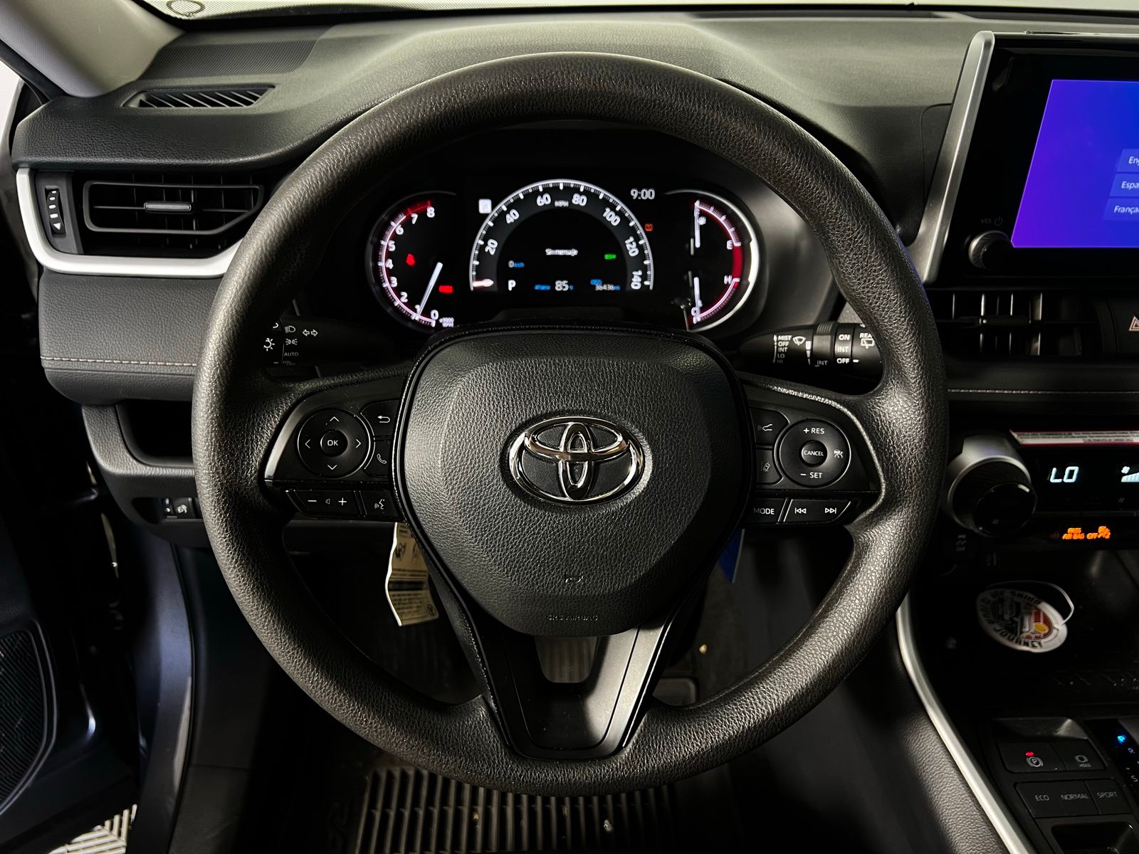 Thumbnail: 2024 Toyota RAV4 - 10