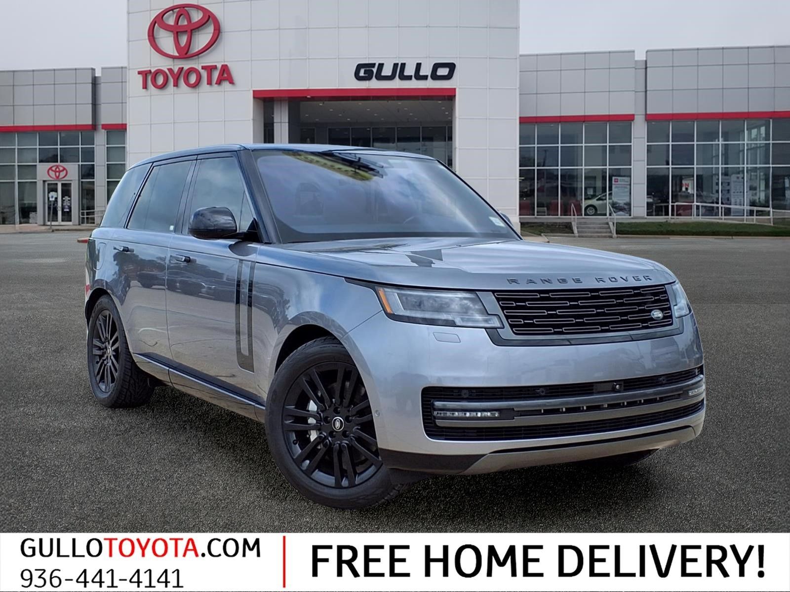 2023 Land Rover Range Rover SE - 0