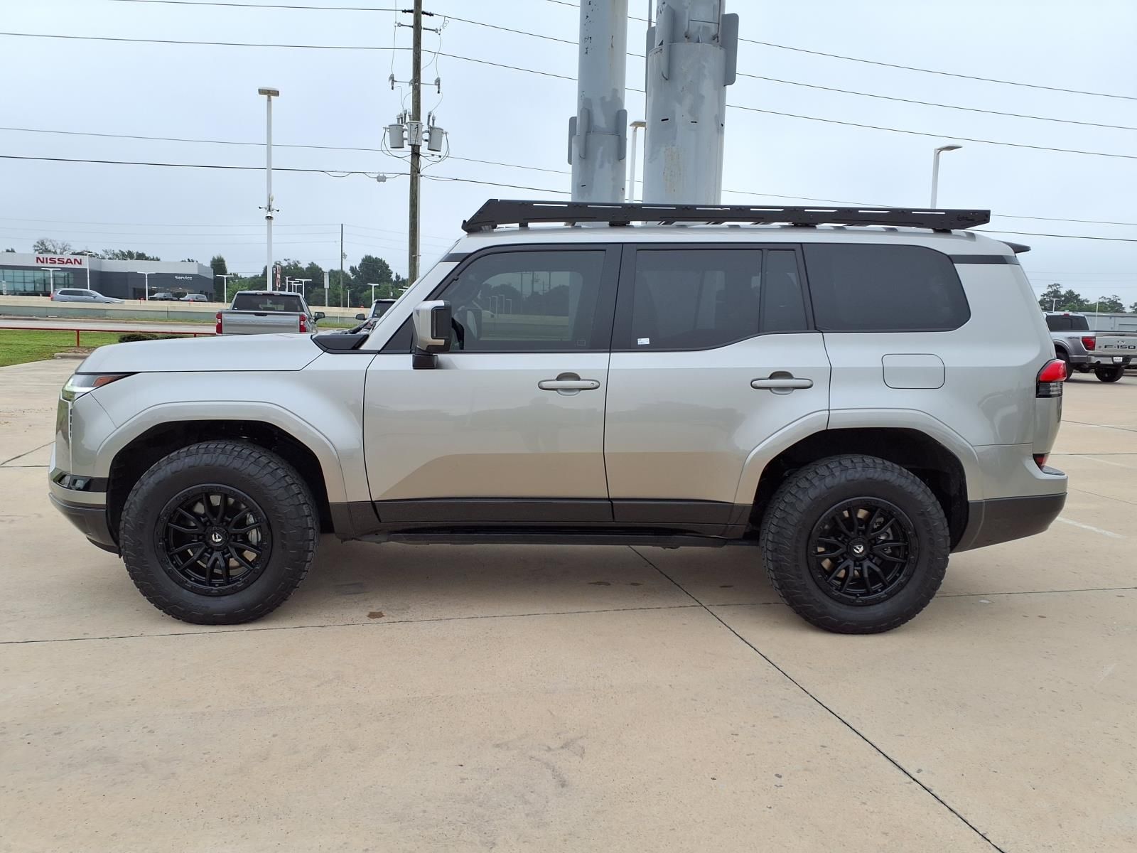 2025 Lexus GX 550 Luxury+ Silver at Gullo Toyota