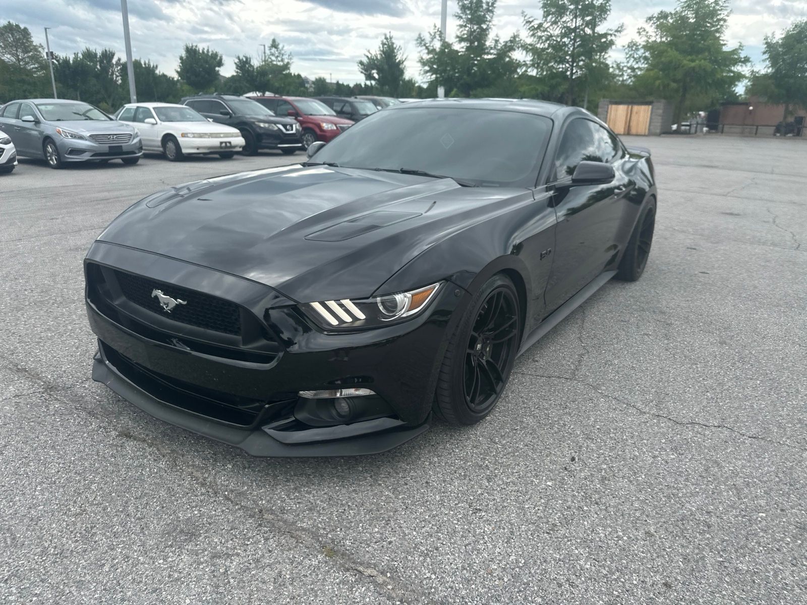 2017 Ford Mustang GT Premium Coupe RWD