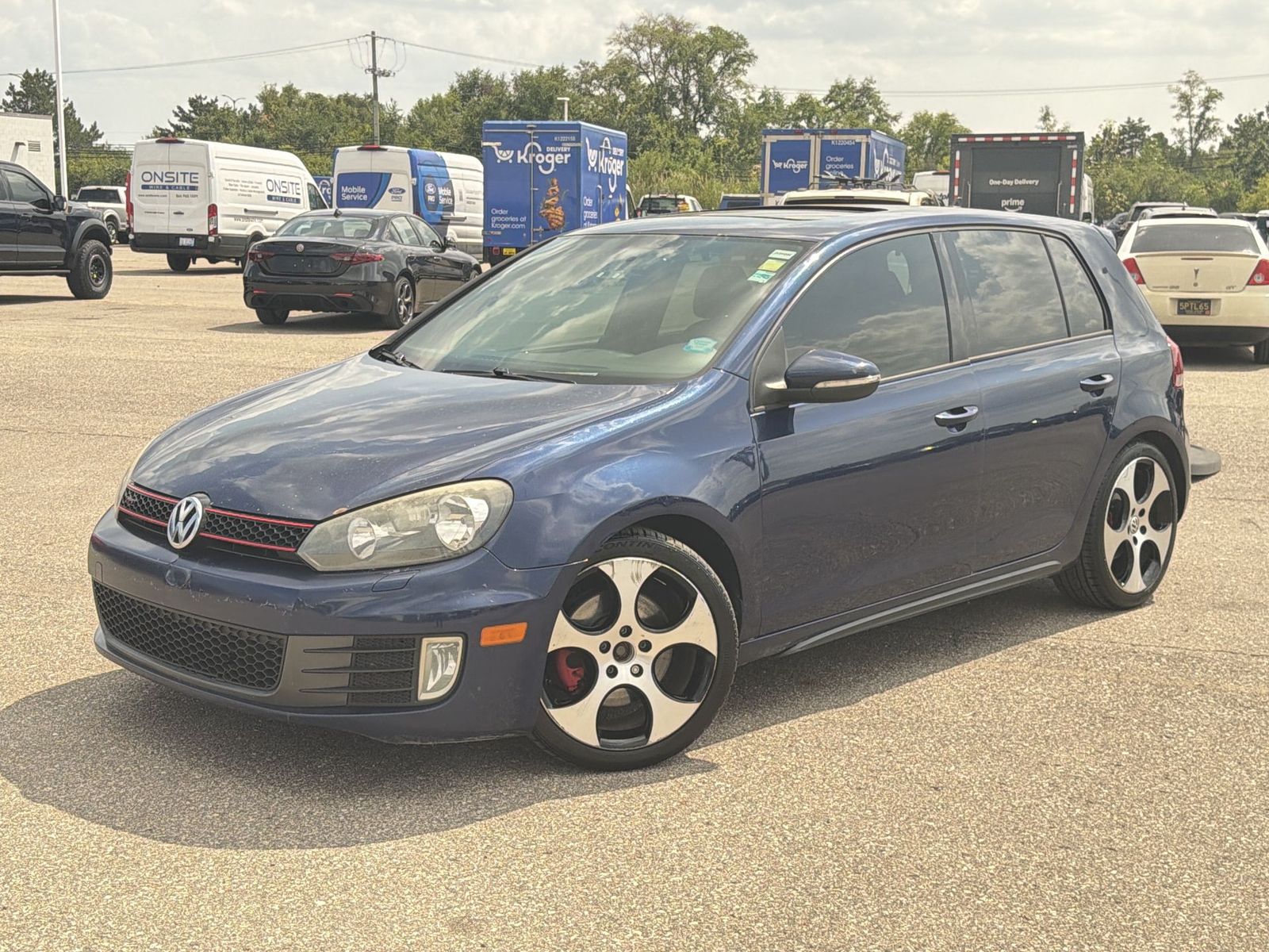2012 Volkswagen Golf GTI 2.0T 4-Door FWD