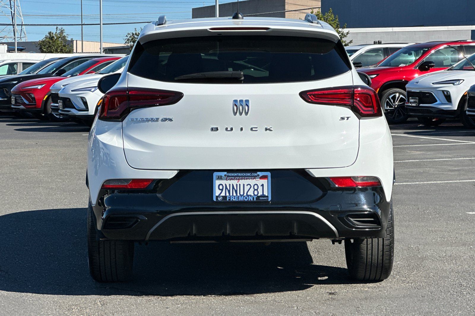 View vehicle photo 4