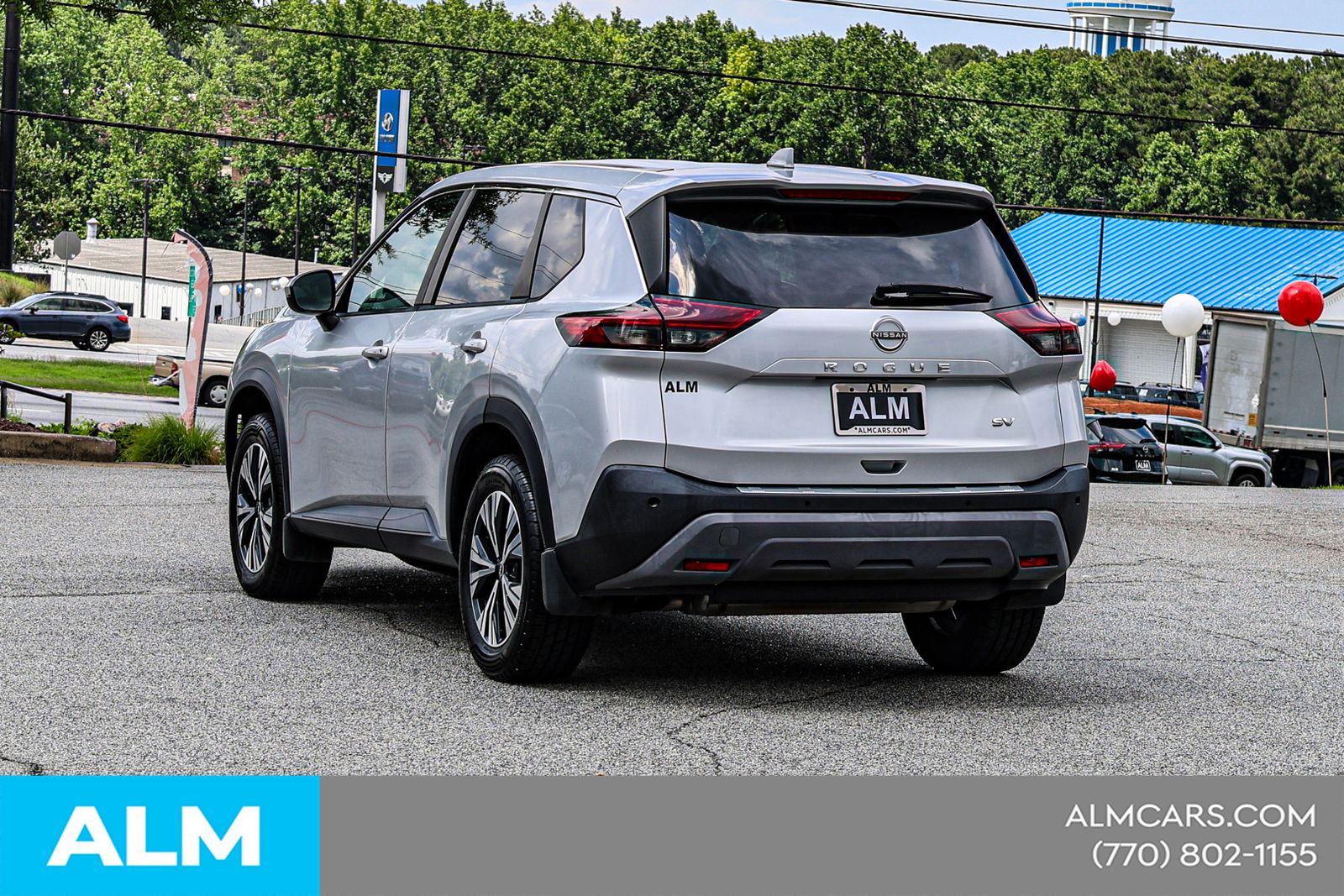 Used 2022 Silver Nissan SV image 9