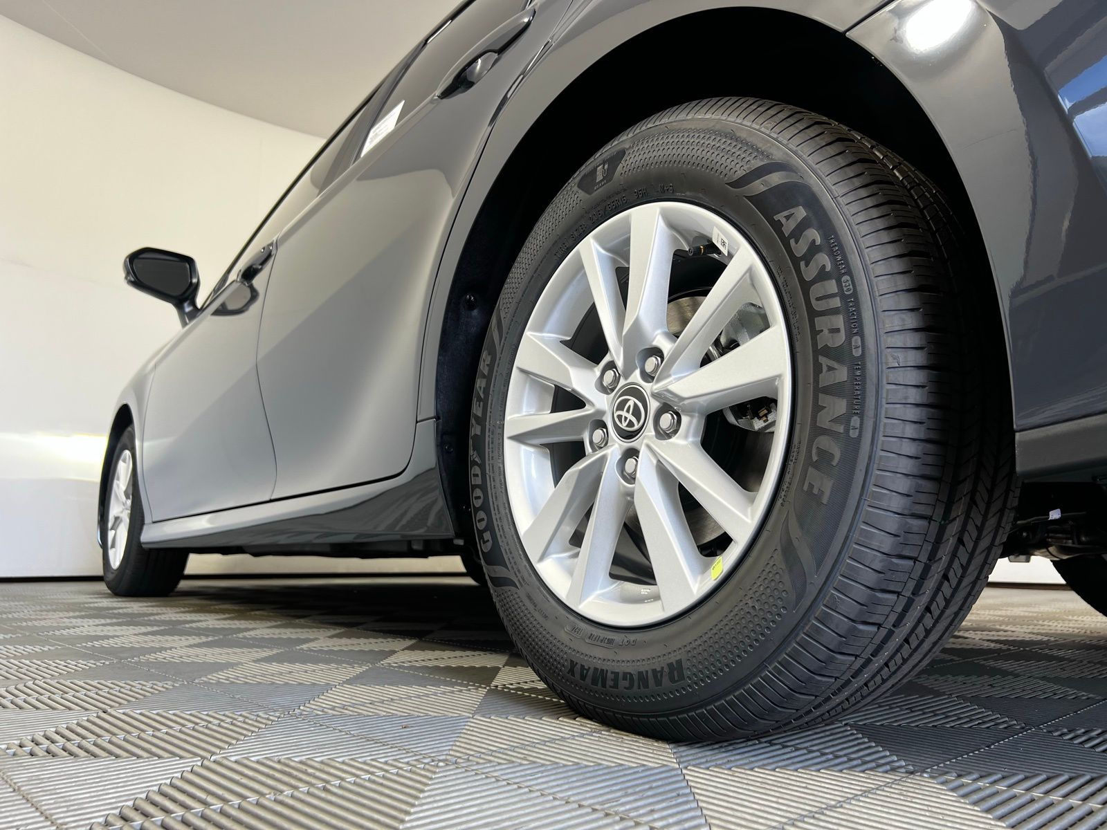 Thumbnail: 2026 Toyota Camry - 21