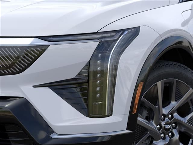 2026 Cadillac OPTIQ Luxury - 9