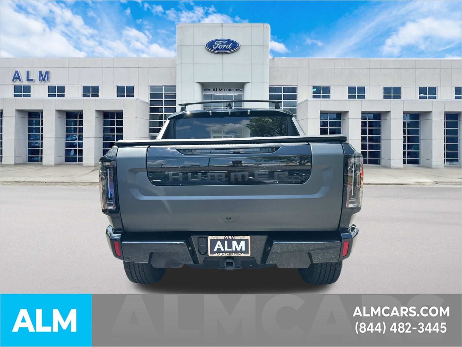 Used 2025 Black GMC 2X image 6