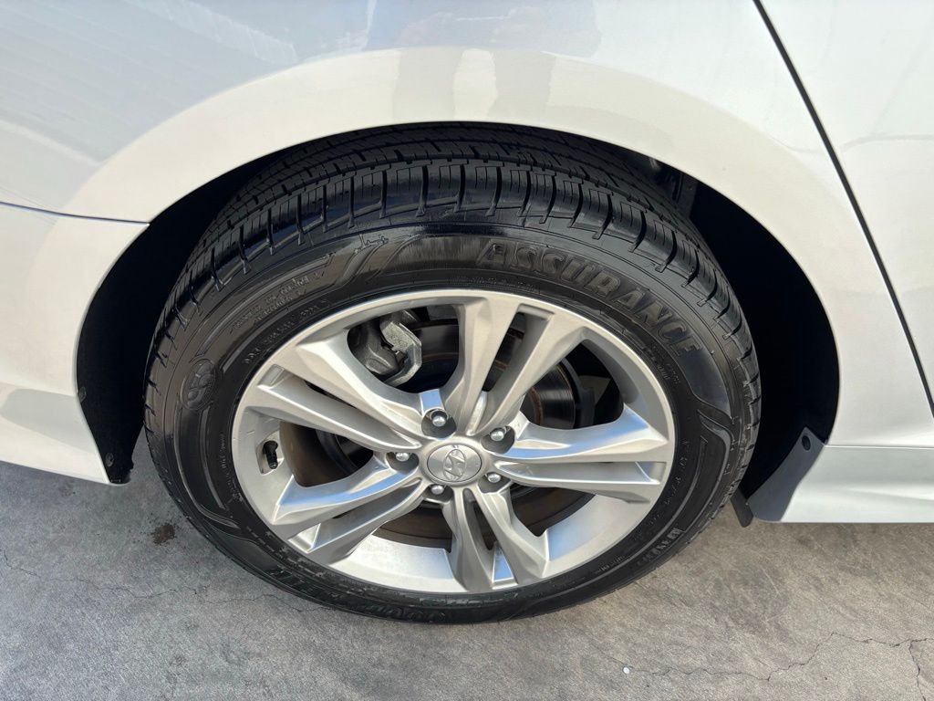 Used Car 2018 Hyundai Sonata  Sel For Sale Under $20,000 In Austin, Texas