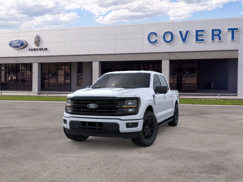 New 2026 White Ford XLT image 2