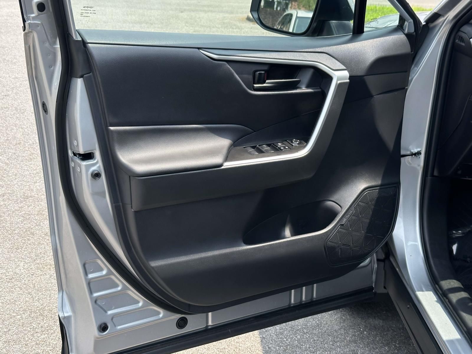Used 2025 Silver Toyota LE image 21