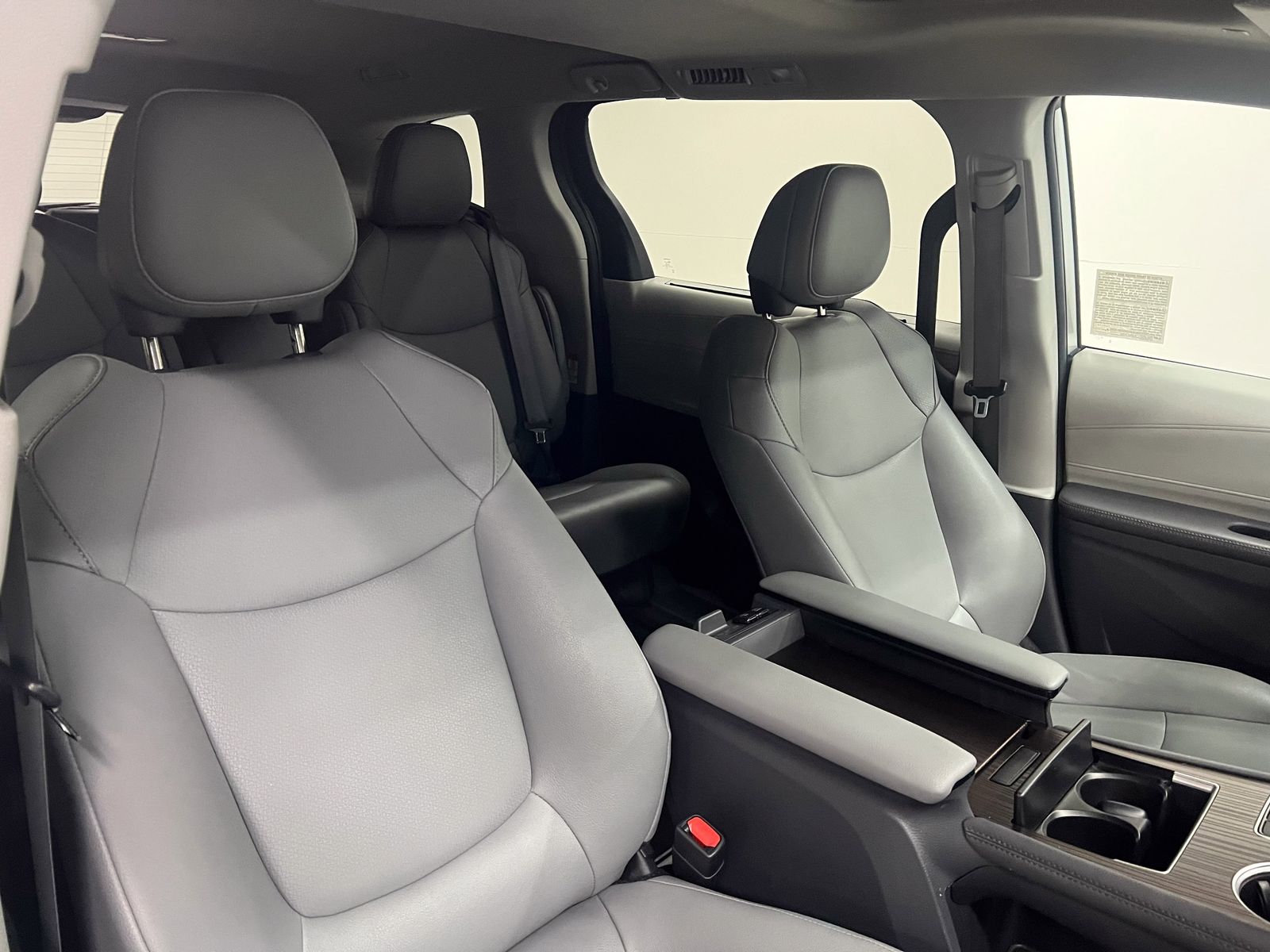 used 2023 Toyota Sienna car, priced at $37,988