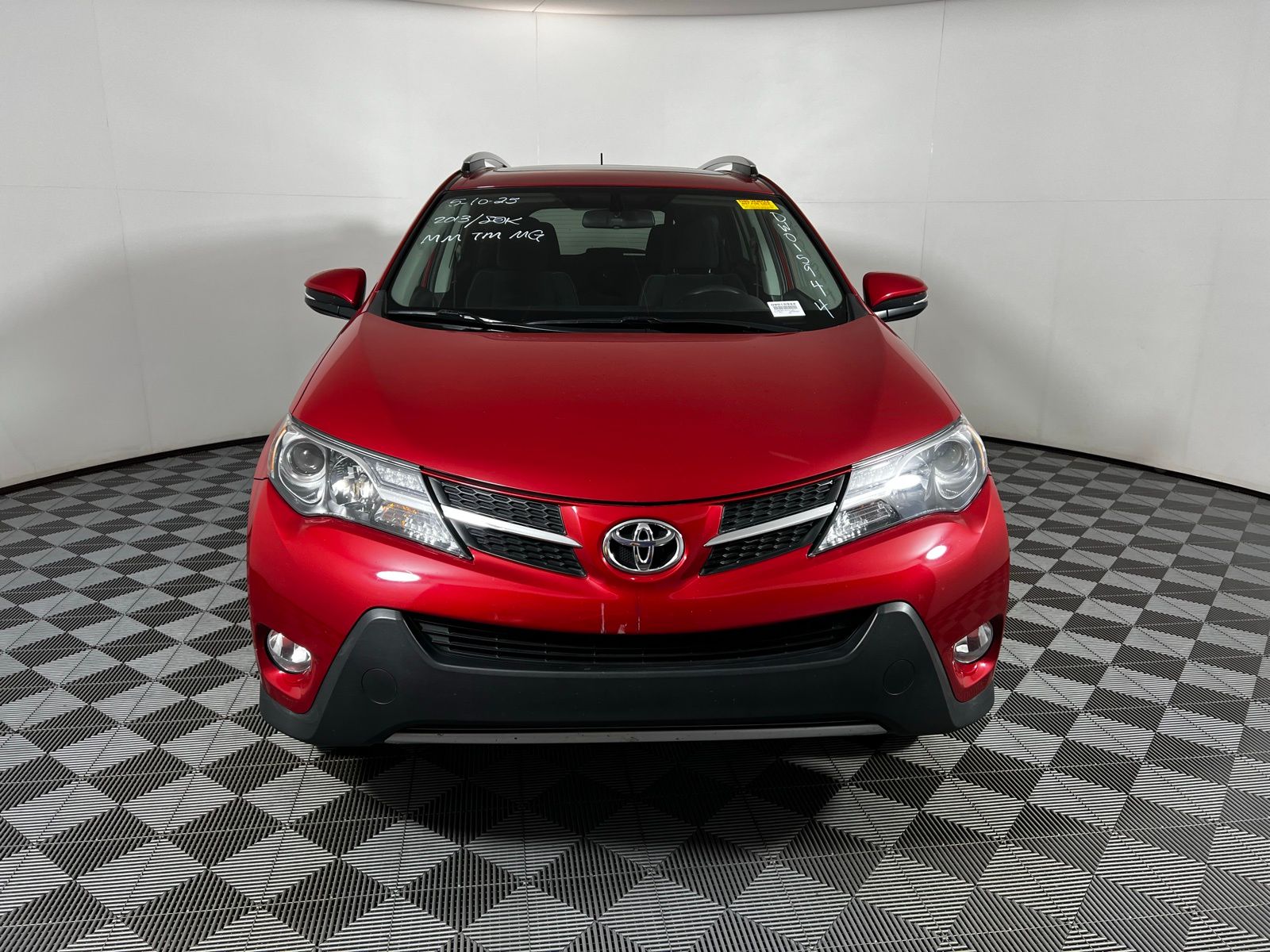 2013 Toyota RAV4 XLE 2