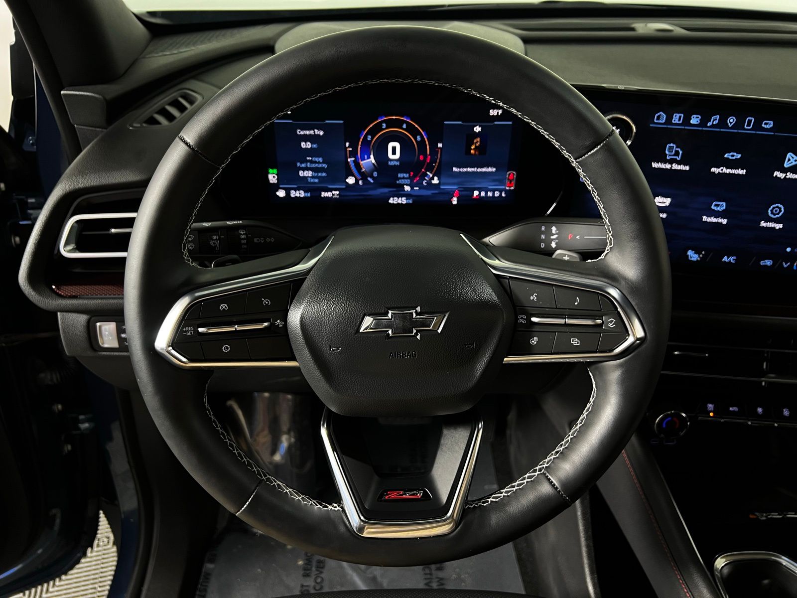 Thumbnail: 2025 Chevrolet Traverse - 15