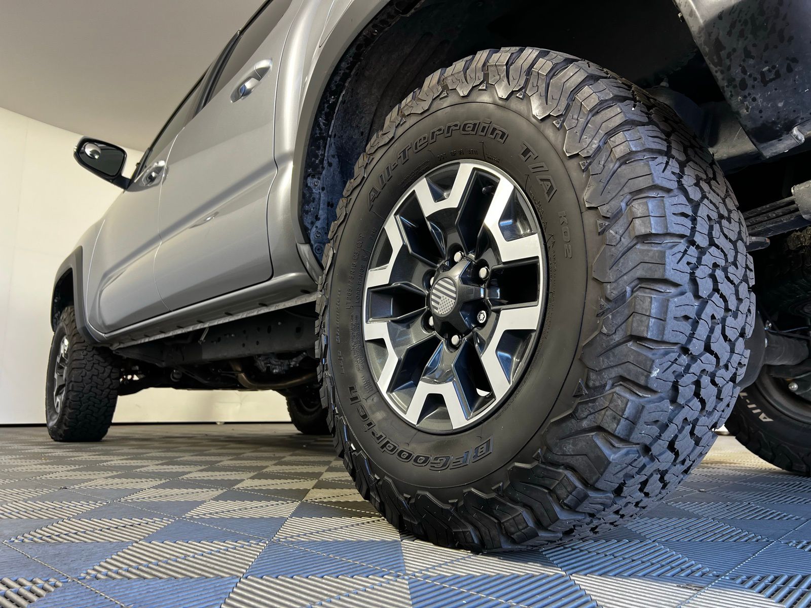 Thumbnail: 2021 Toyota Tacoma - 9