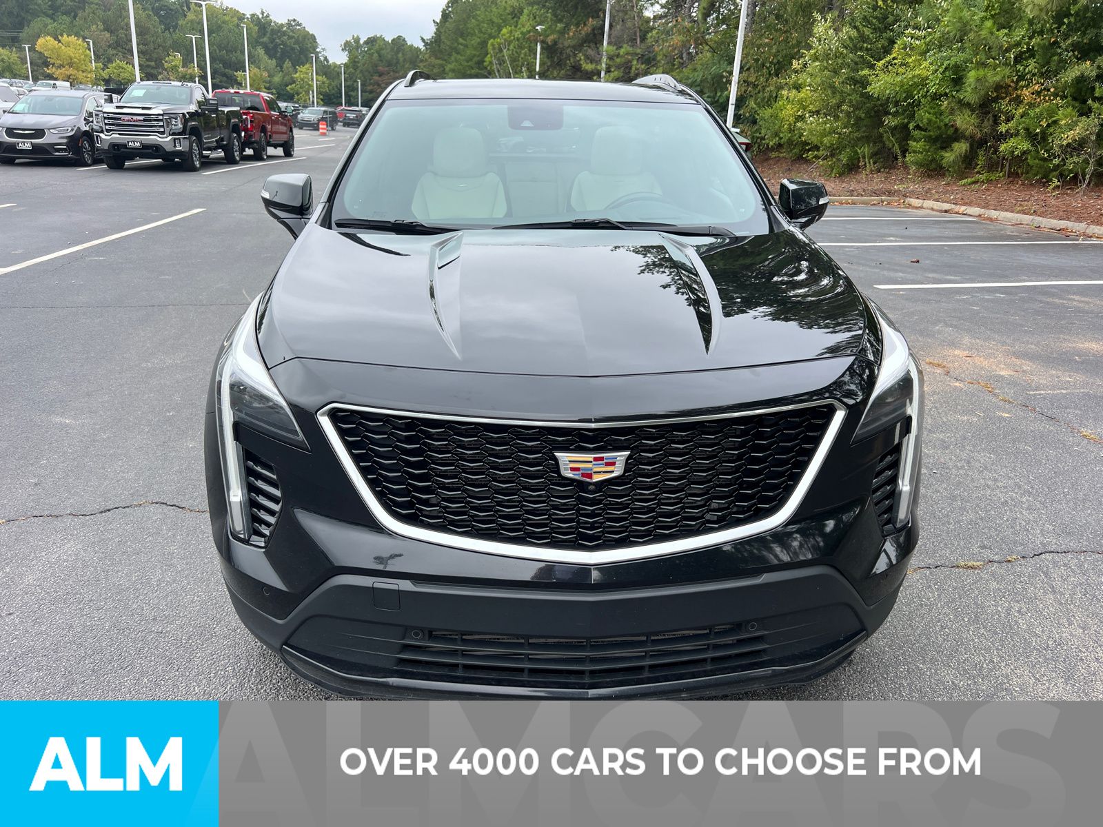 2023 Cadillac XT4 Sport 3