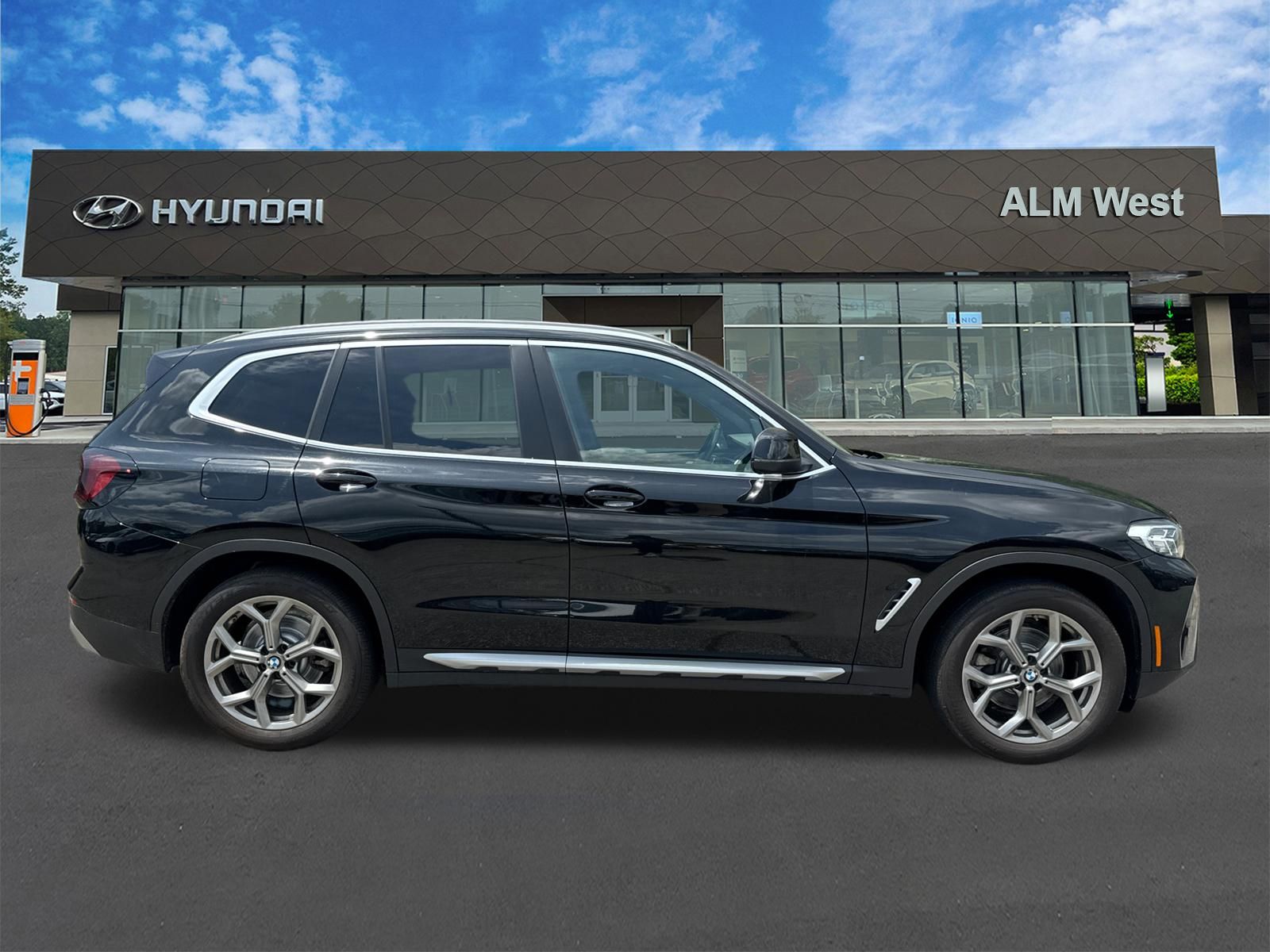 2022 BMW X3 30i - Photo 4