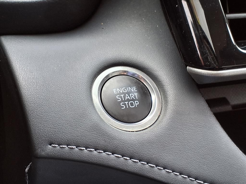 2025 Toyota Highlander XLE  at Don McGill Toyota