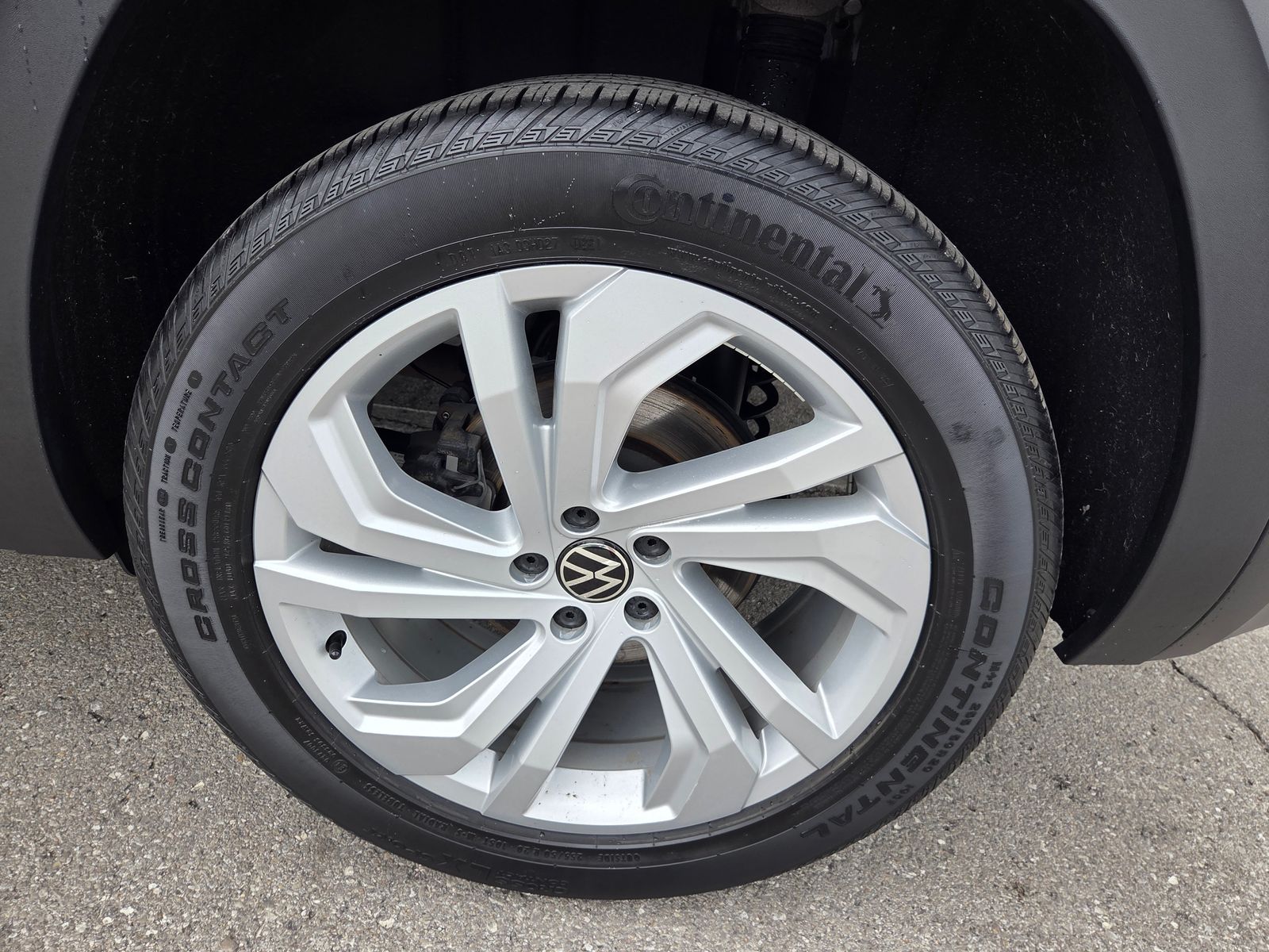 used 2021 Volkswagen Atlas Cross Sport car, priced at $22,950